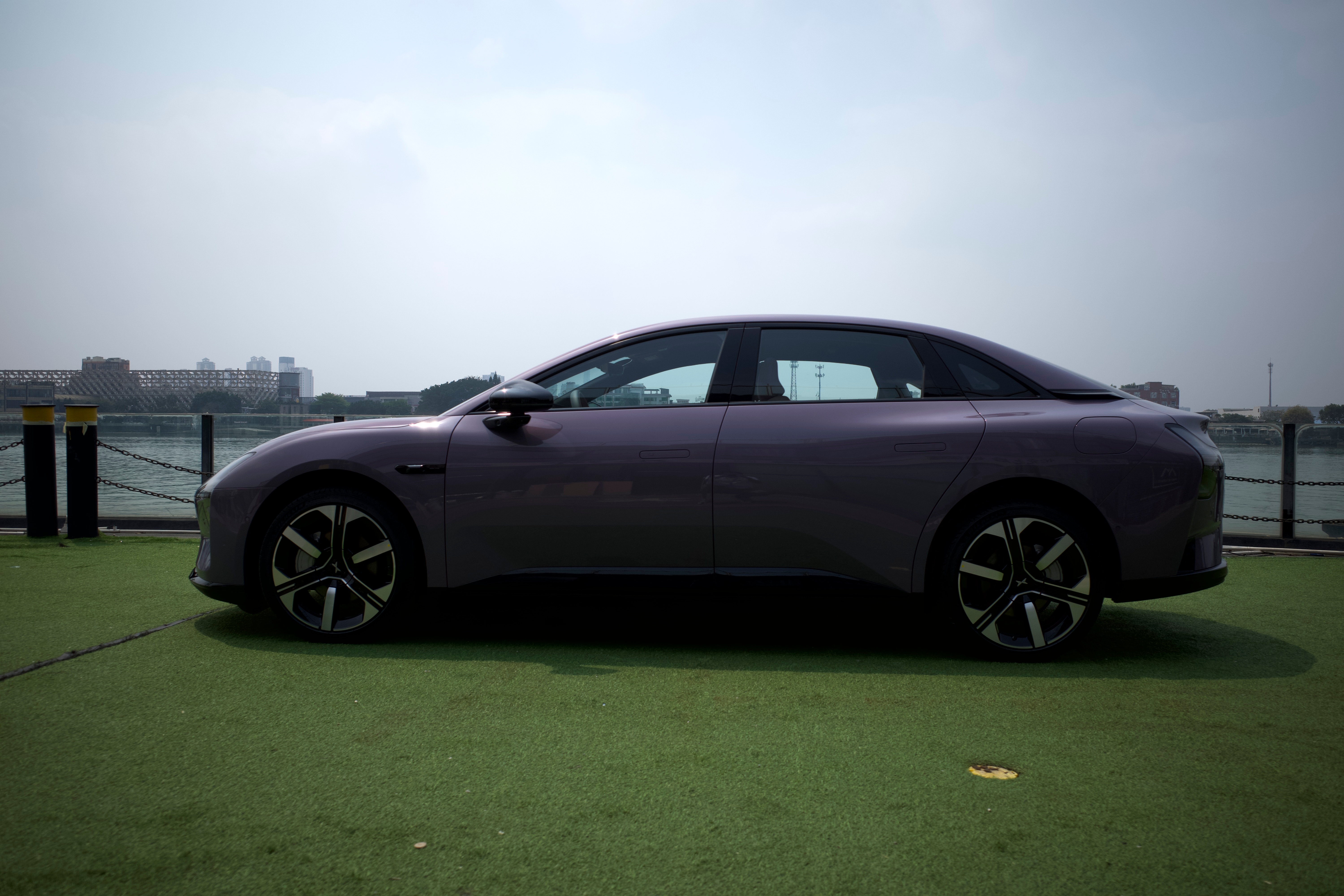 2026款小鹏MONA首发评测新款小鹏MONA算力比肩50万级旗舰车理光with