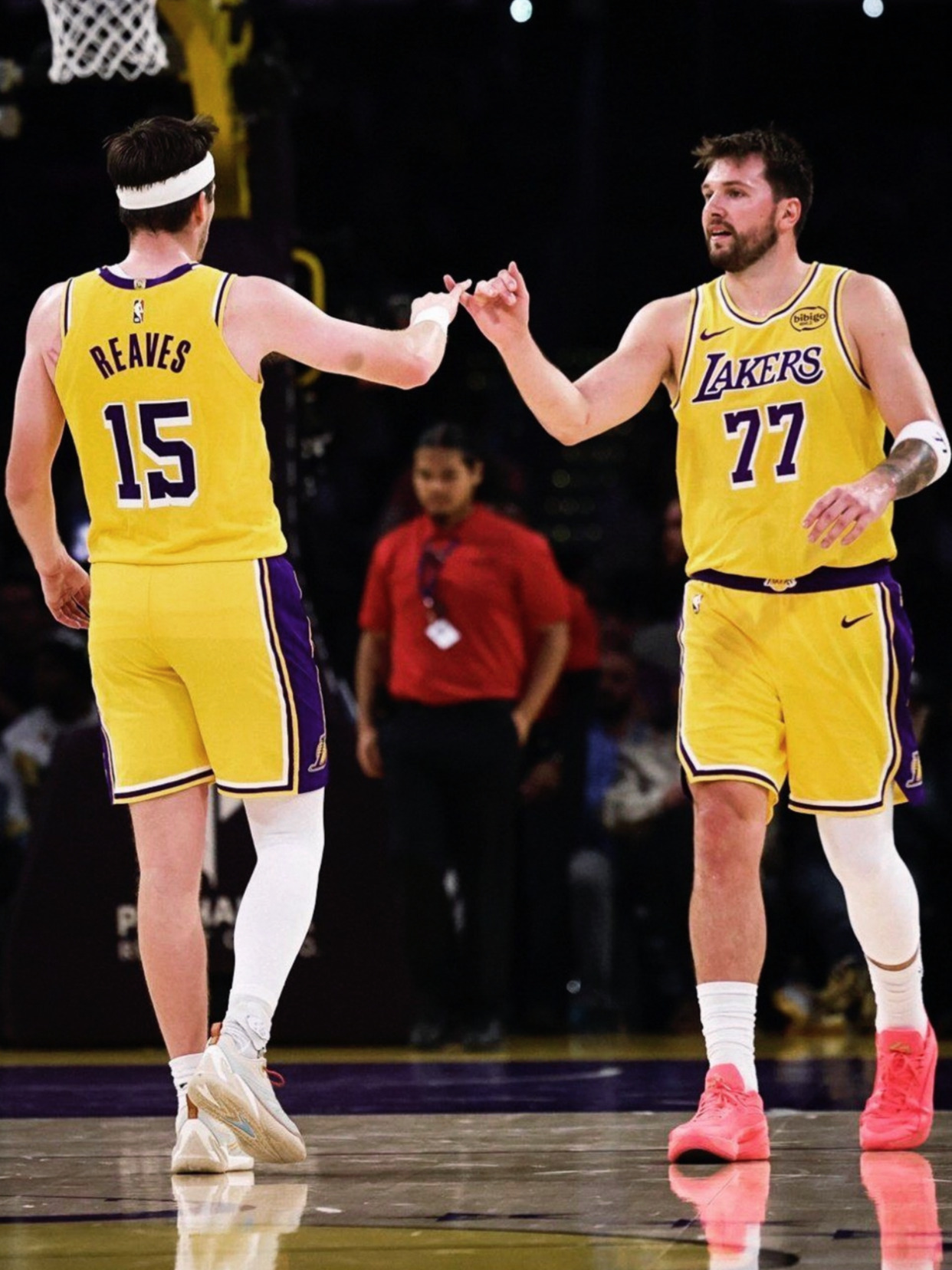 独一无二的拉勾下赛季小夫契还要一起🙏洛杉矶湖人里夫斯东契奇