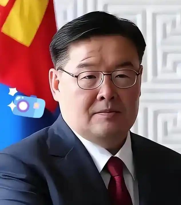 蒙古国总理突然辞职引爆争议！赞丹沙塔尔二次离场背后，到底是谁在角力？亲华与亲西方