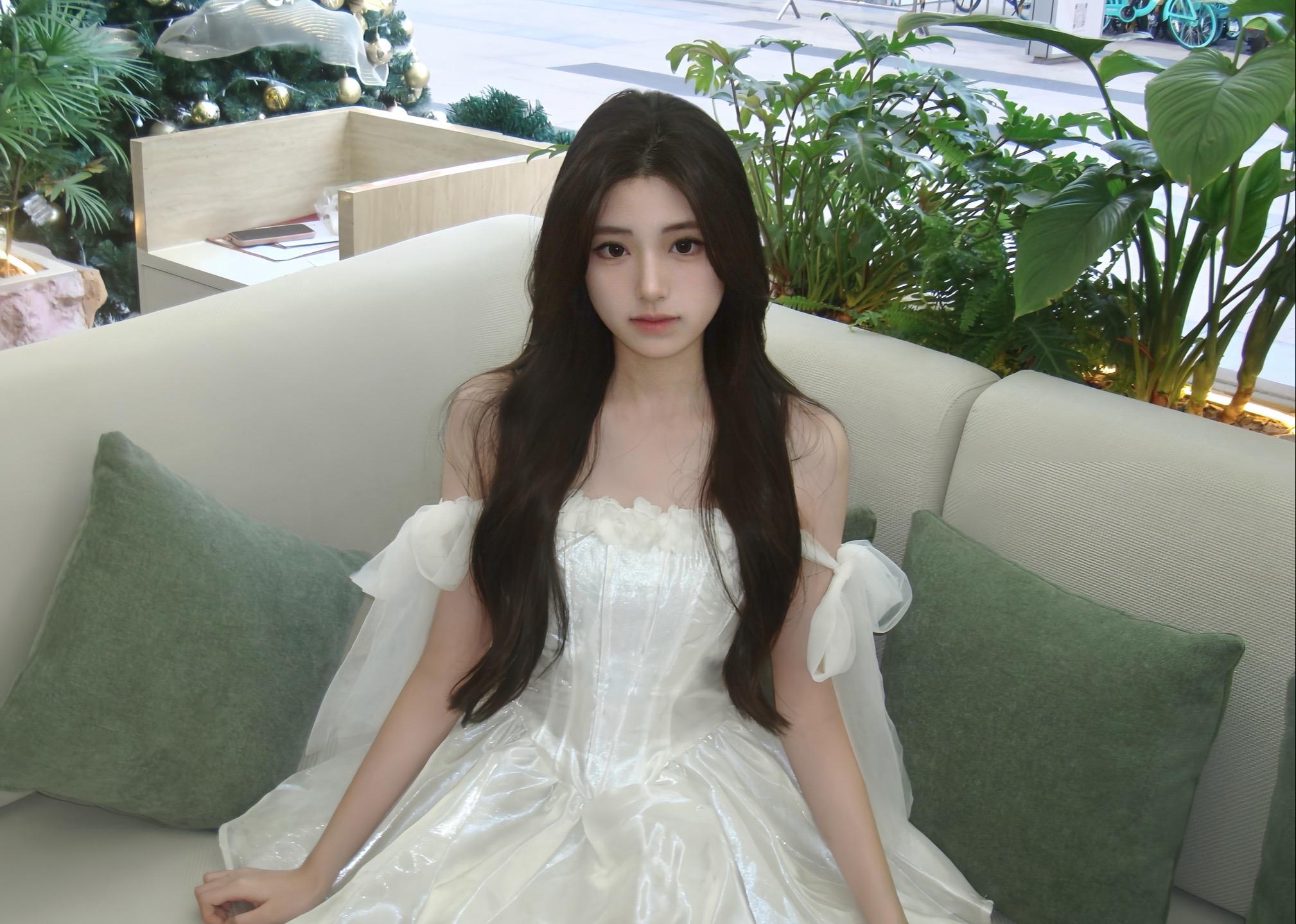 我们藕断丝连的线 已经细的看不见。   _crush