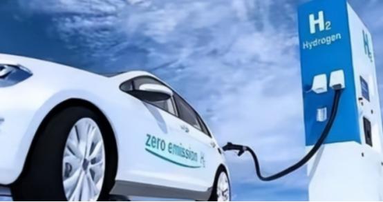 日本最先研究出了氢能电池，于是日本申请了上千个专利，独家生产，等着躺着挣钱，结果