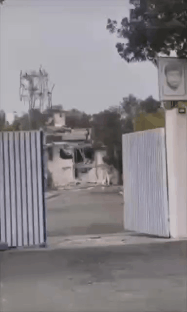 🇺🇸🇮🇷波斯湾中的伊朗基什岛，在一系列美军打击之后的景象。