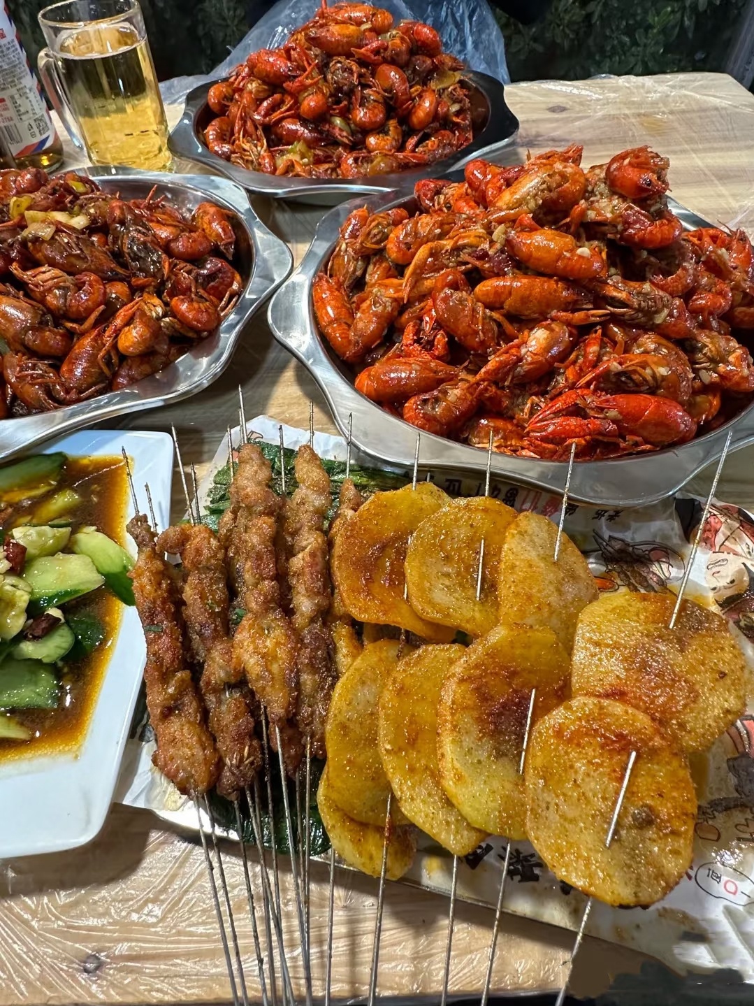 世界杯美食搭子｜小龙虾+烧烤深度展开（聚会观赛最佳组合）小龙虾负责重口氛围感，烧