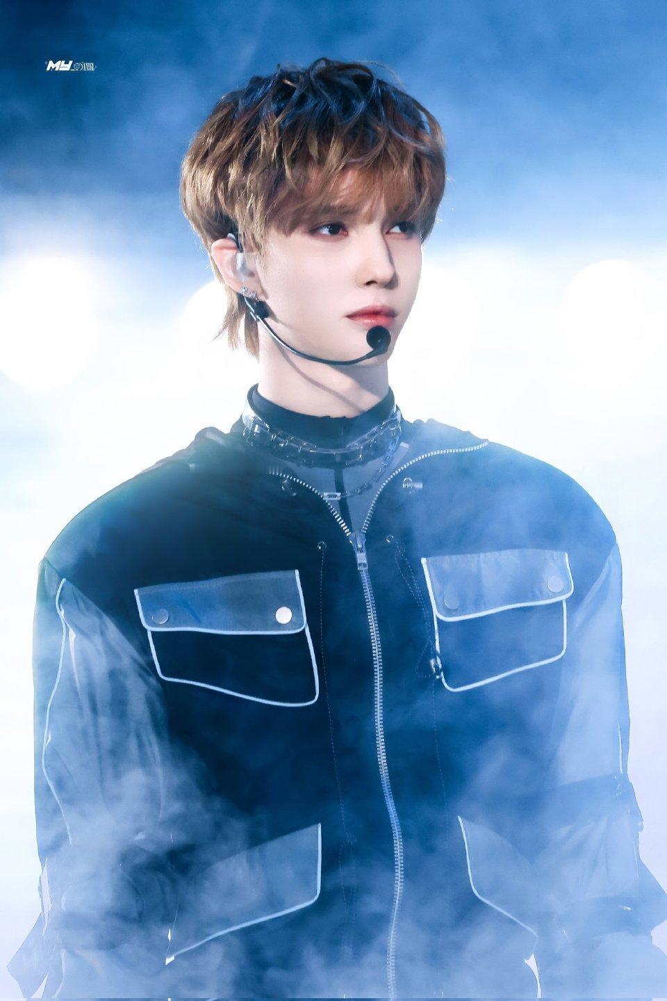 期待这个混血神颜大主舞李丹尼尔