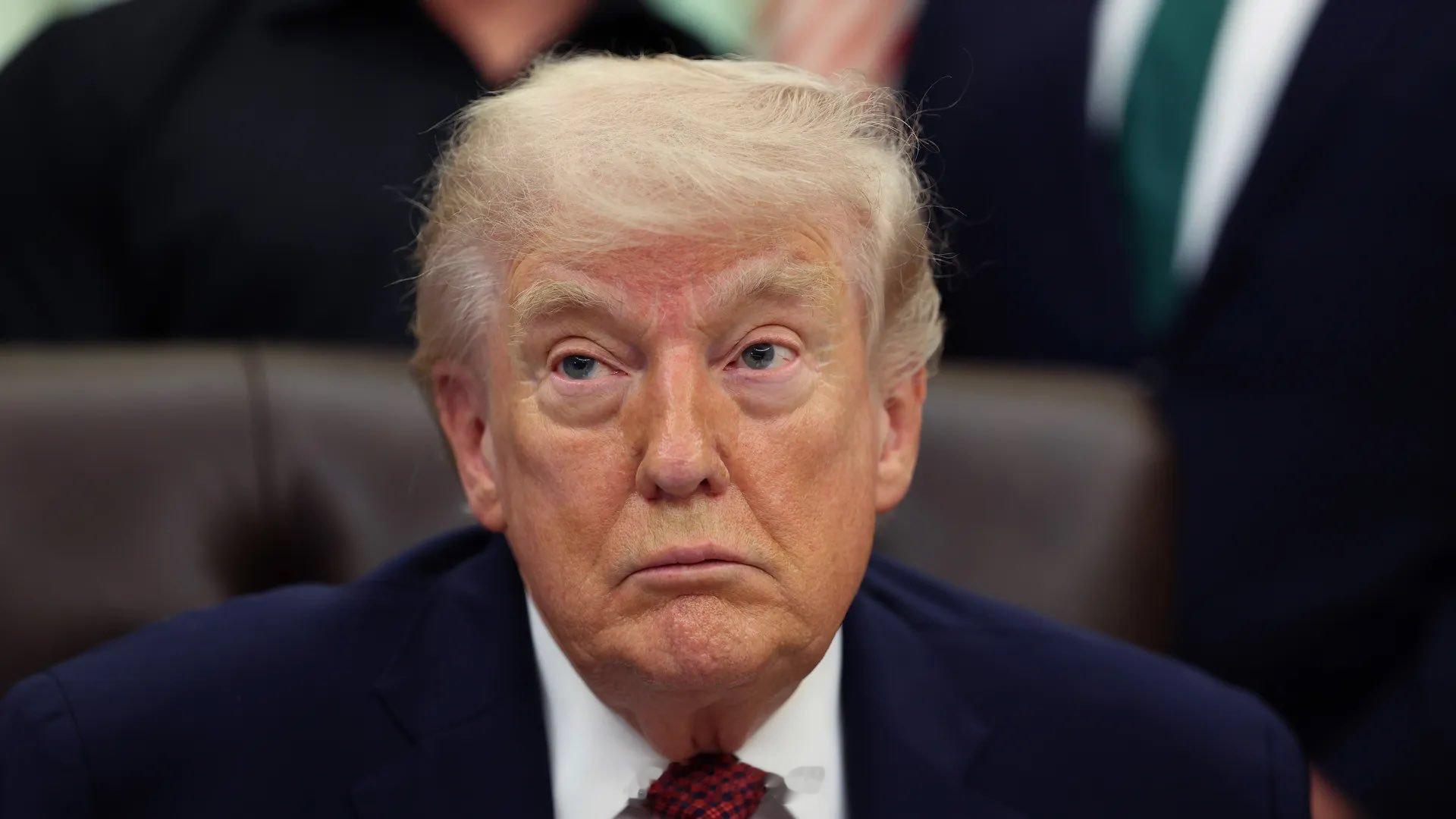 特朗普正在变成他一直嘲笑的那个“吉米卡特”——《新闻周刊》两位总统都面对同样一个