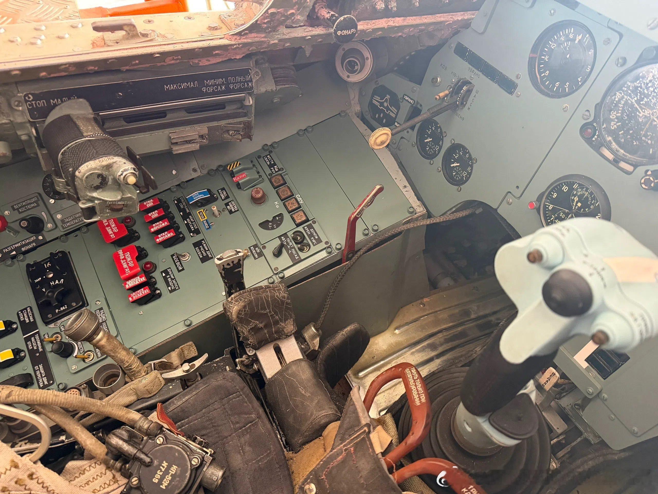 烽火问鼎计划 P-42（T10-15）已完全修复并在奥列什科沃博物馆展出。作为苏