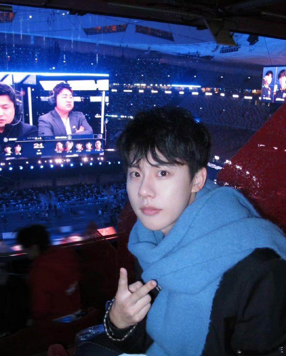 周奇站姐脱粉爆料还是印象里的《小欢喜》的方一凡，现在有点反差… 