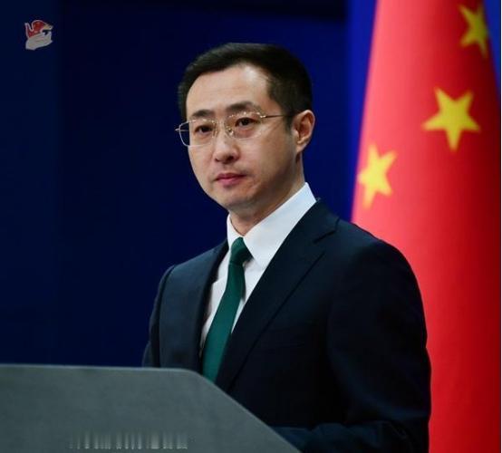 中立且克制！中国外交部5月 6日回应，为的是两名在乌克兰战场上替俄罗斯扛枪、如今