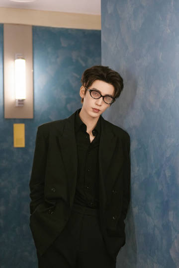 和张凌赫一同探索未来 张凌赫可持续未来行动 这不是综艺，这是纪实；这不是作秀，这