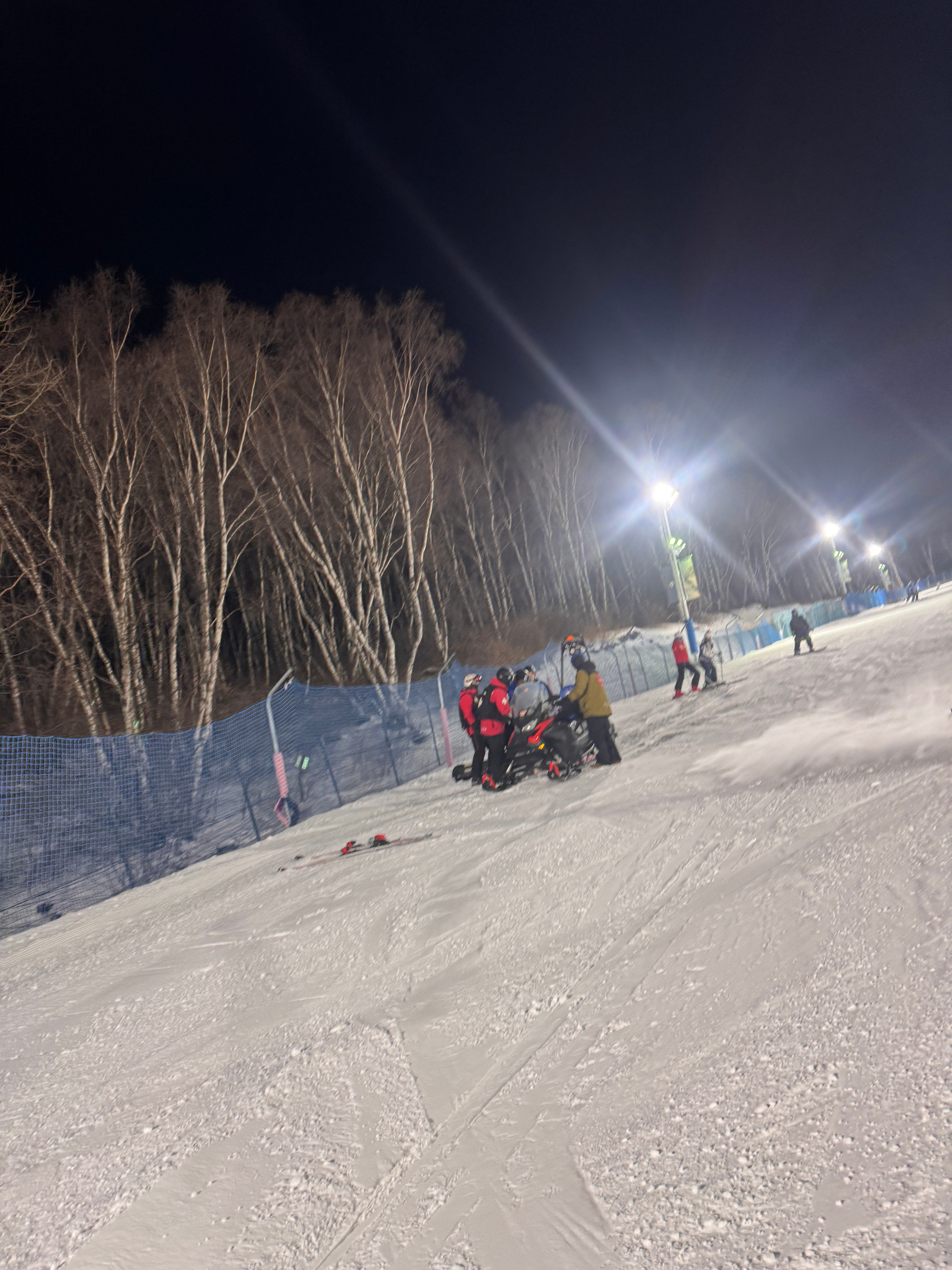 有的人受重伤，有的人受冻伤。好喜欢我的天然冻伤妆！ 