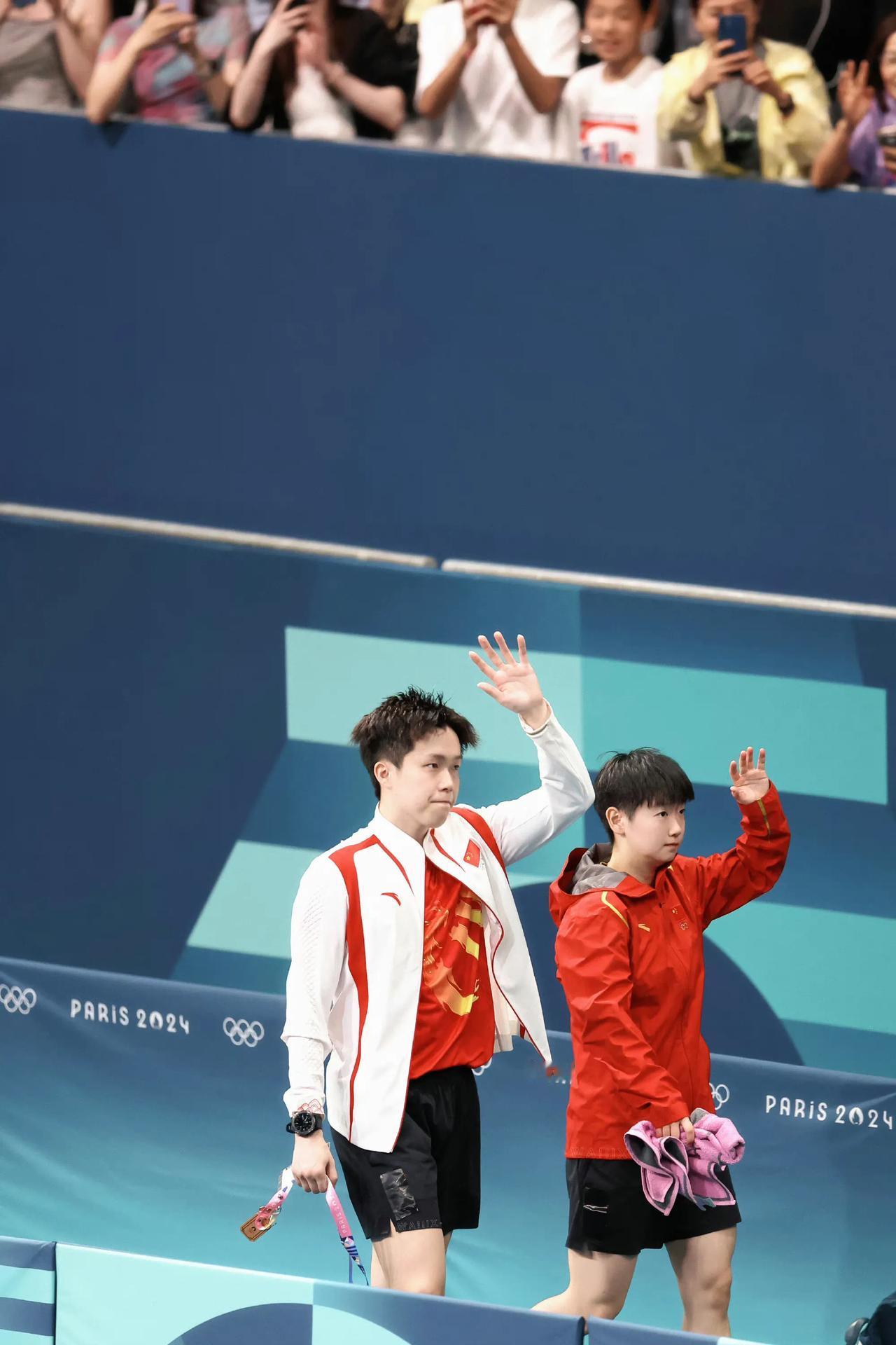 今晚8:30！混双决赛：东方雄狮莎头组合对战神秘之师朝鲜，一起为莎头组合加油！