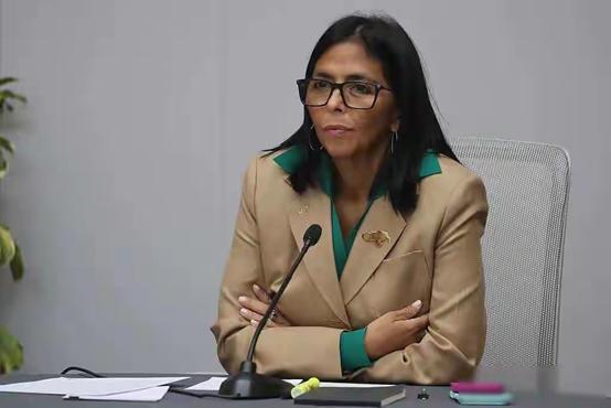 面对美国的贪得无厌，委内瑞拉代总统罗德里格斯，实在是演不下去了！此前都以为她是妥
