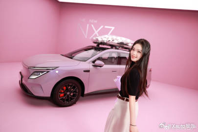 东风日产NX7官宣宋茜代言东风日产NX7官宣宋茜担任品牌代言人。这款定位年轻人的