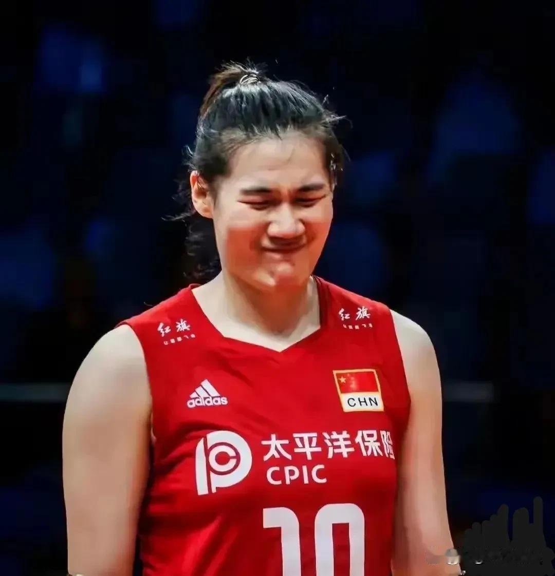 蔡斌对王云蕗的重用使她产生了幻觉和霸气。之前她在回应球迷关于朱婷归队对她的影响时