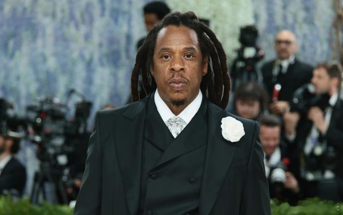 JAYZ确认出演2027超级碗中场秀碧昂丝有望第三次出演超级碗中场秀 据外媒，J