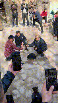 把人逼到啥份儿上这么玩