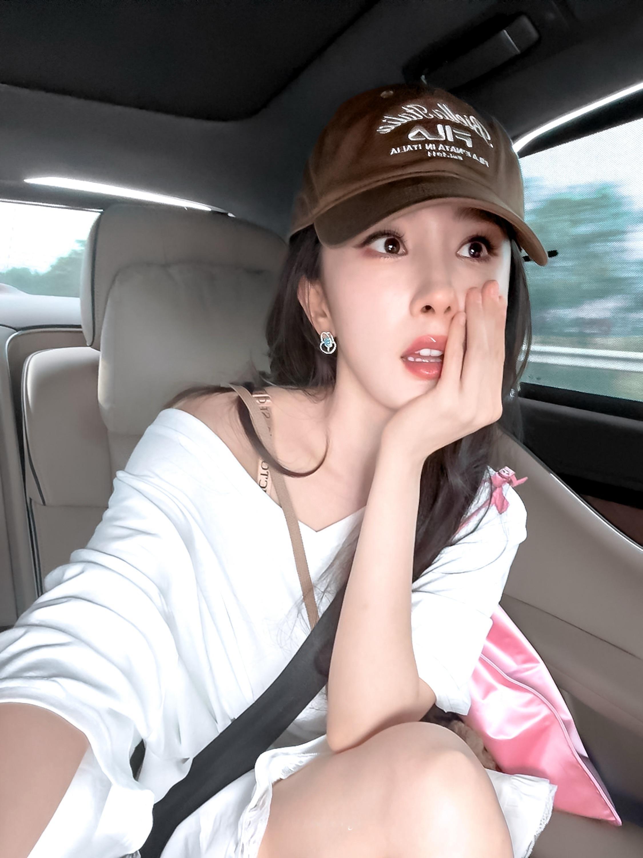 谁懂啊！内娱超宠粉天花板杨幂江山大同内娱明星眼里的杨幂  专栏 · ✨mi的调色