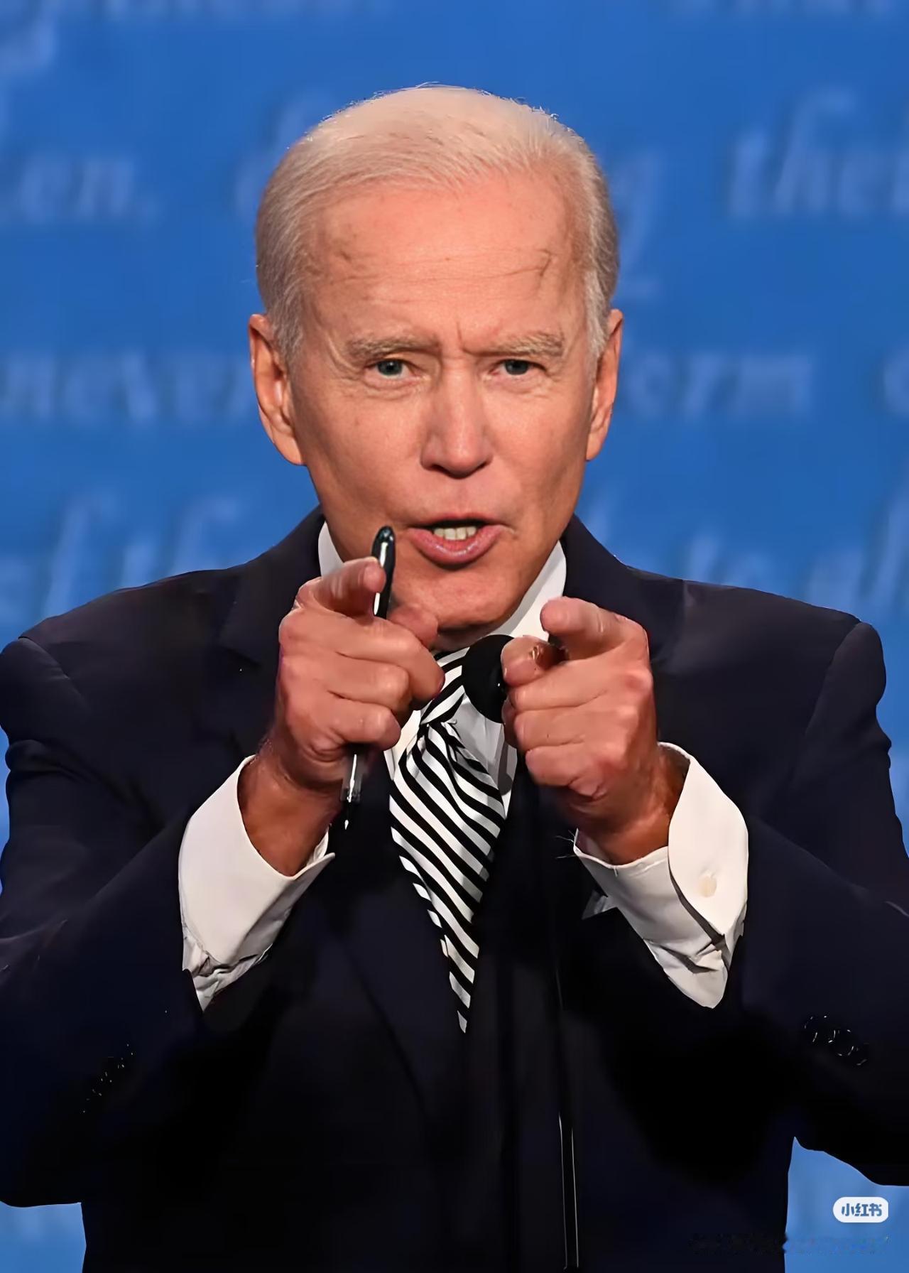 美国前总统拜登坐不住了！
他近日表示：“在长达50多年的当选公职生涯中，这是我见