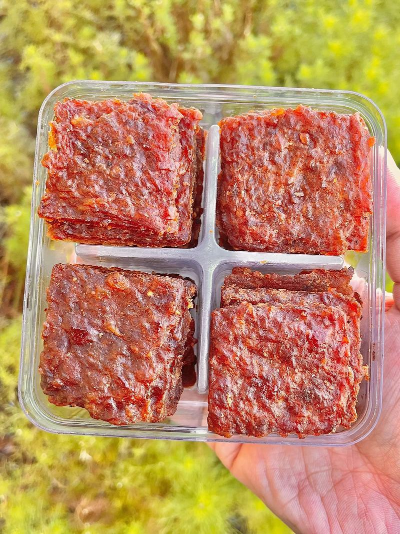 澳门猪肉干攻略🍖｜现烤爆汁巨香
来澳门不扛两斤猪肉干=白来！现烤滋滋冒油、咸香