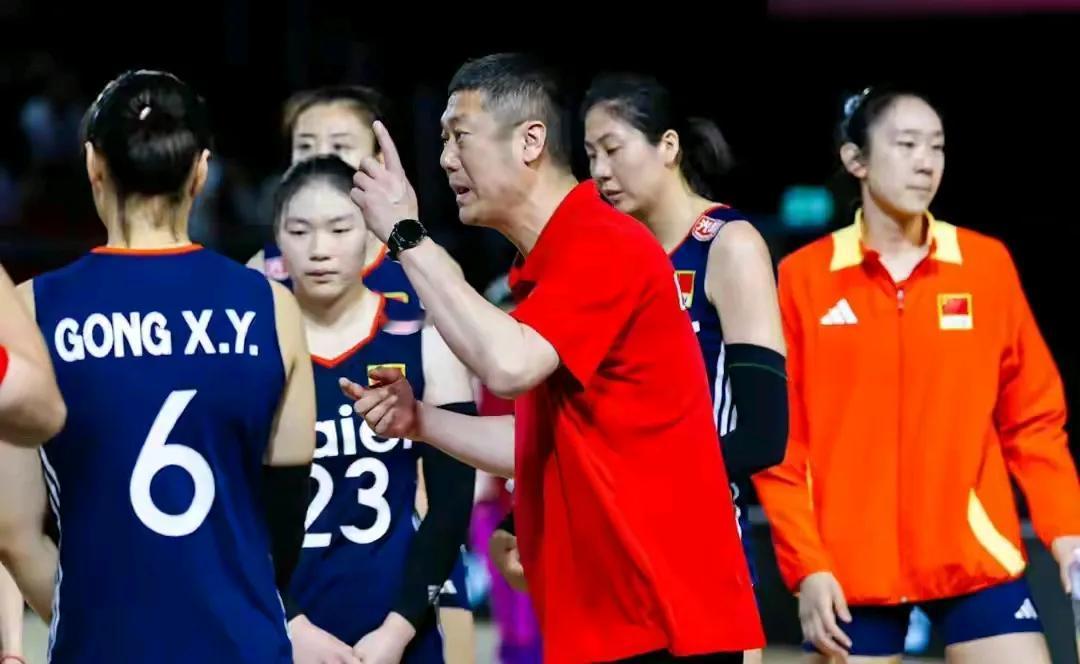胜多米尼加女排争小组第一？中国女排须放平心态
曾经的多米尼加女排，在中国女排面前