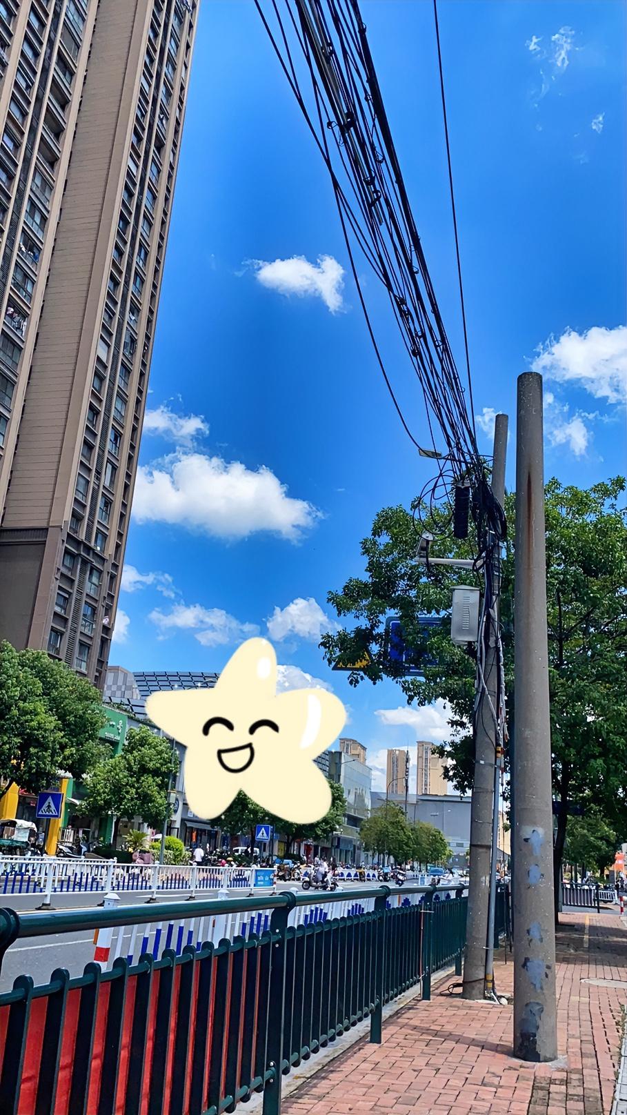 风向变了，近期很多地方在干部选拔任用方面有了新的趋势，不再单纯强调干部年轻化，这