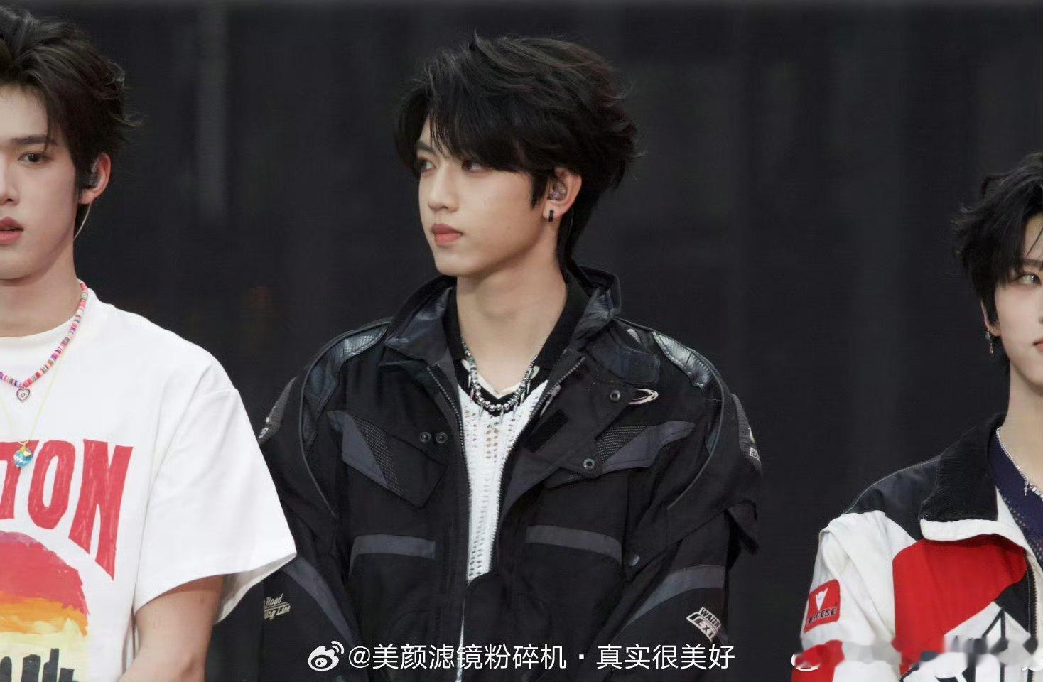 投，TF家族四代张桂源张桂源 张函瑞 张函瑞官方生图对比，你pick哪一位帅哥？