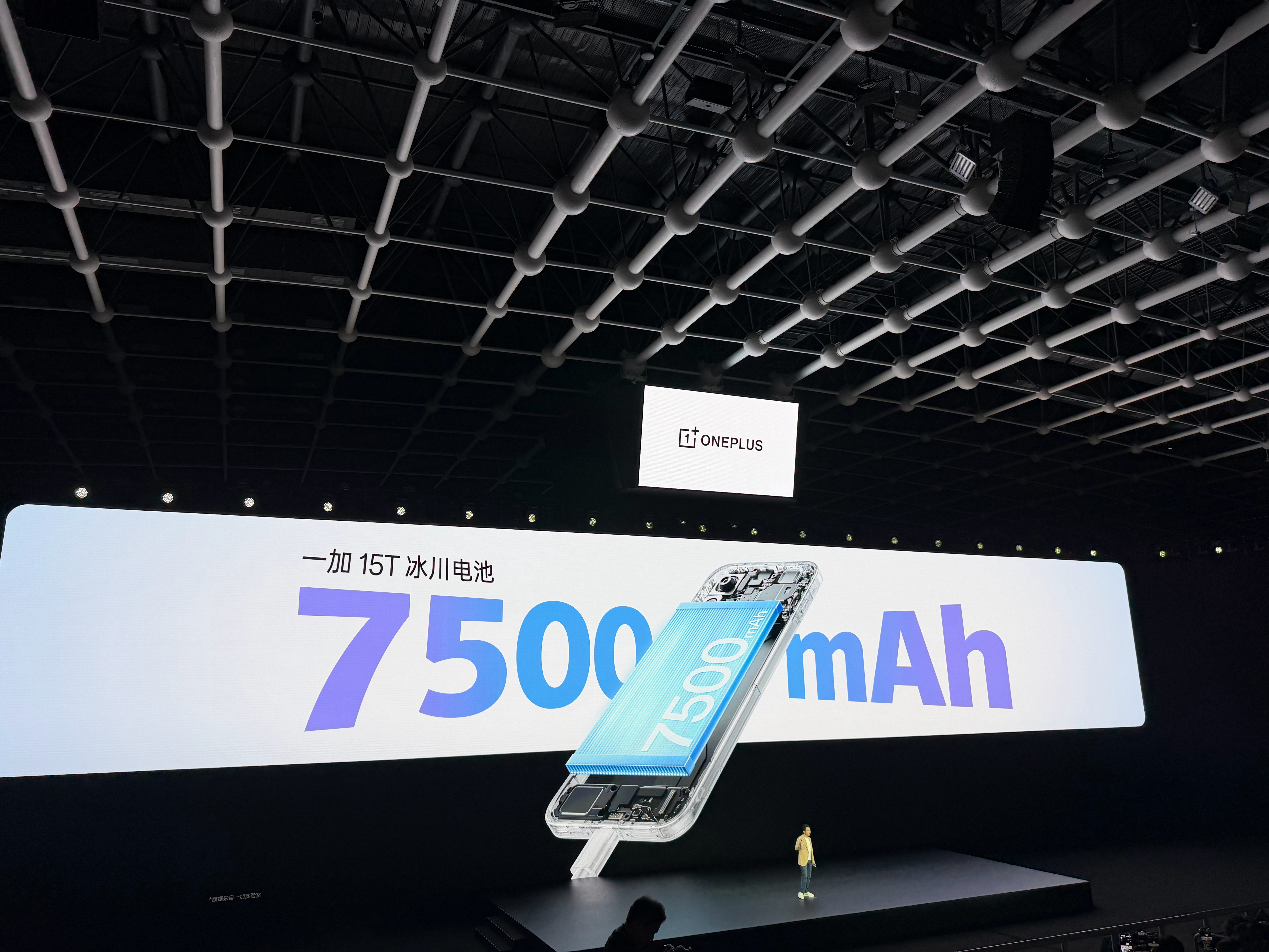 涨价时代你会选择二手手机吗这波存储芯片暴涨，确实把手机市场价格越推越高了，中低端