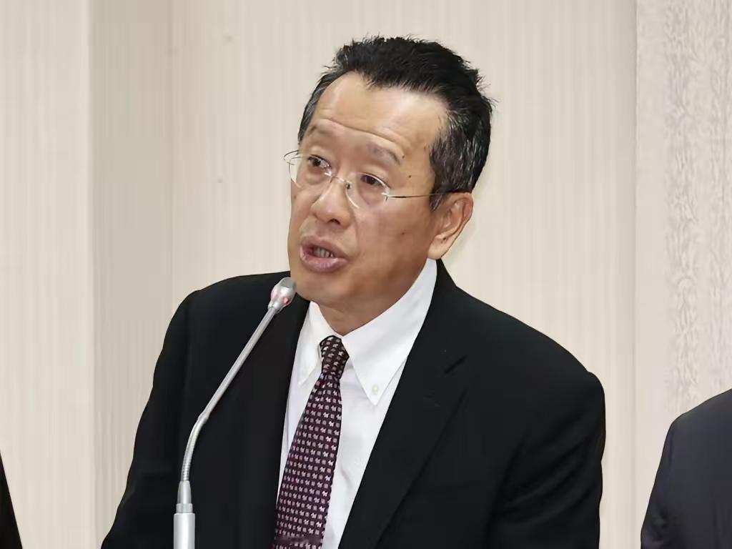 台“防长”顾立雄发表声明，

7月20日，针对美国国会议员日前表示，“中国大陆可