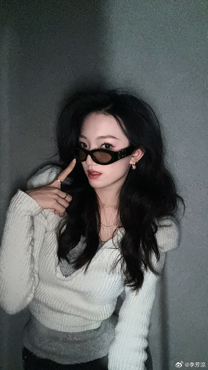 大风，宅家，自拍