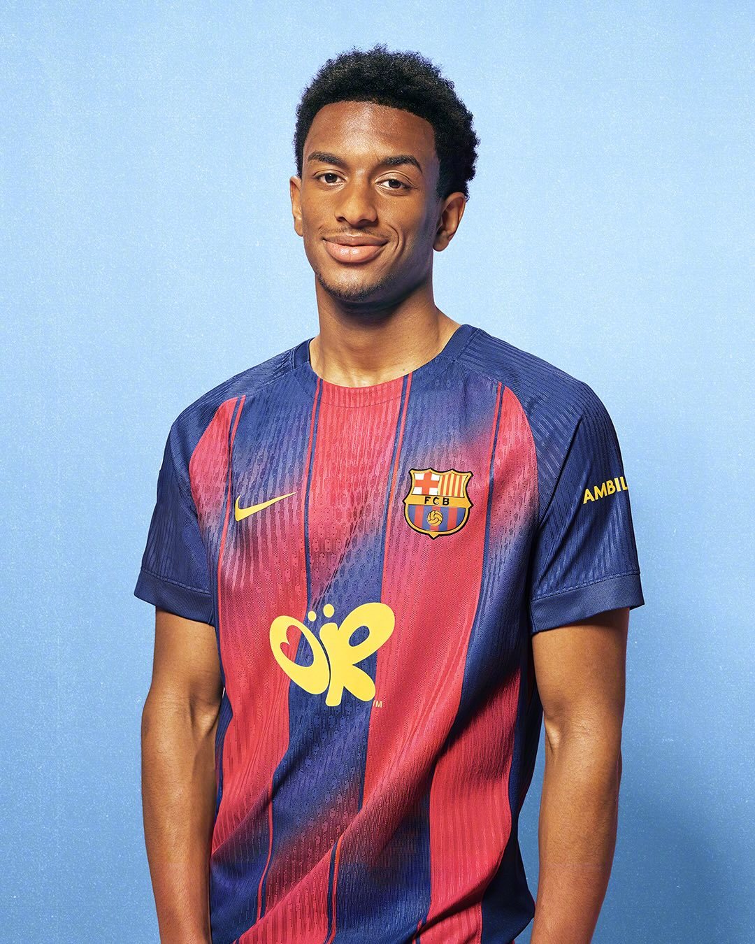 娅衣上身效果如图所示🥰巴萨 🔴🔵ForçaBarça