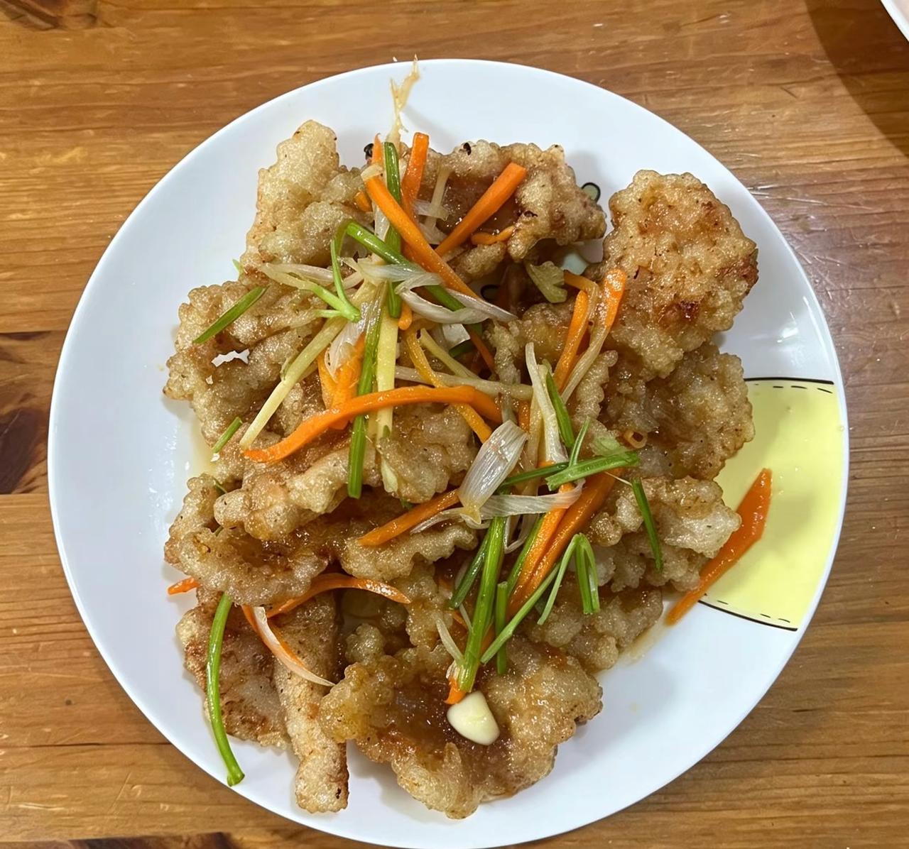 在东北，这俩菜干架，你帮谁？不会有人不认识这俩菜的吧！