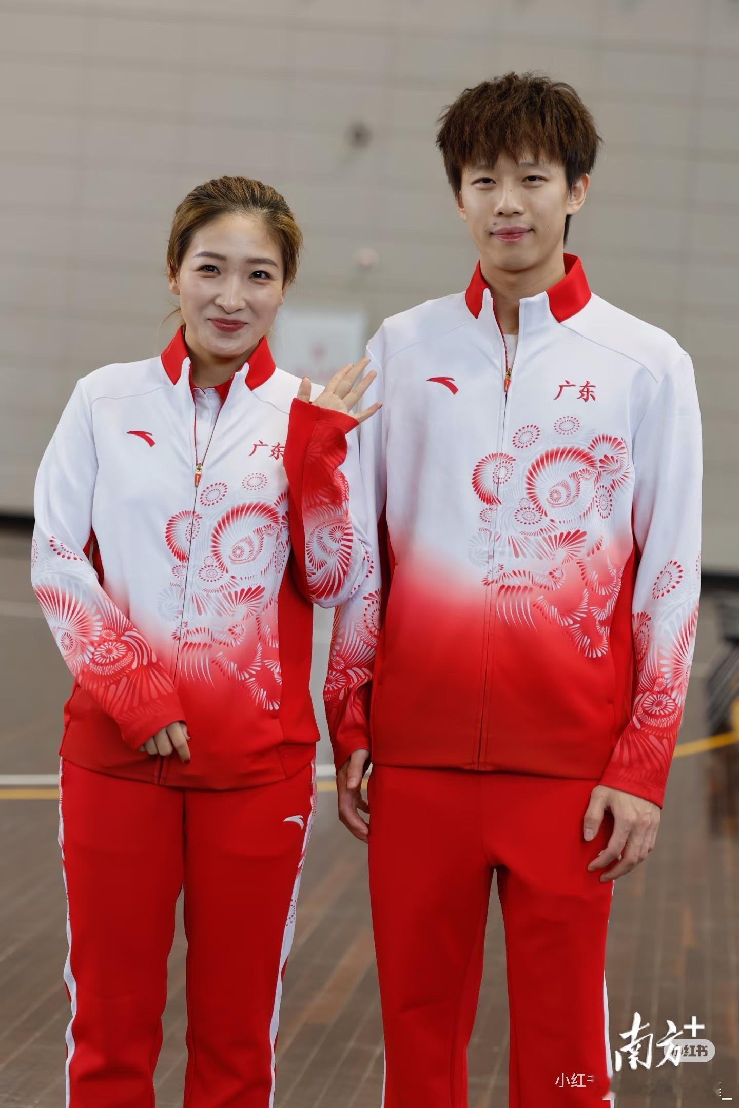 林高远刘诗雯参加十五运表彰大会1月6日，十五运会和残特奥会广东赛区暨广东代表团总