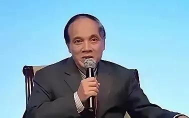 “一位越南教授说：虽然我不喜欢中国，但也不得不承认，中国是黄种人里唯一敢和白种人