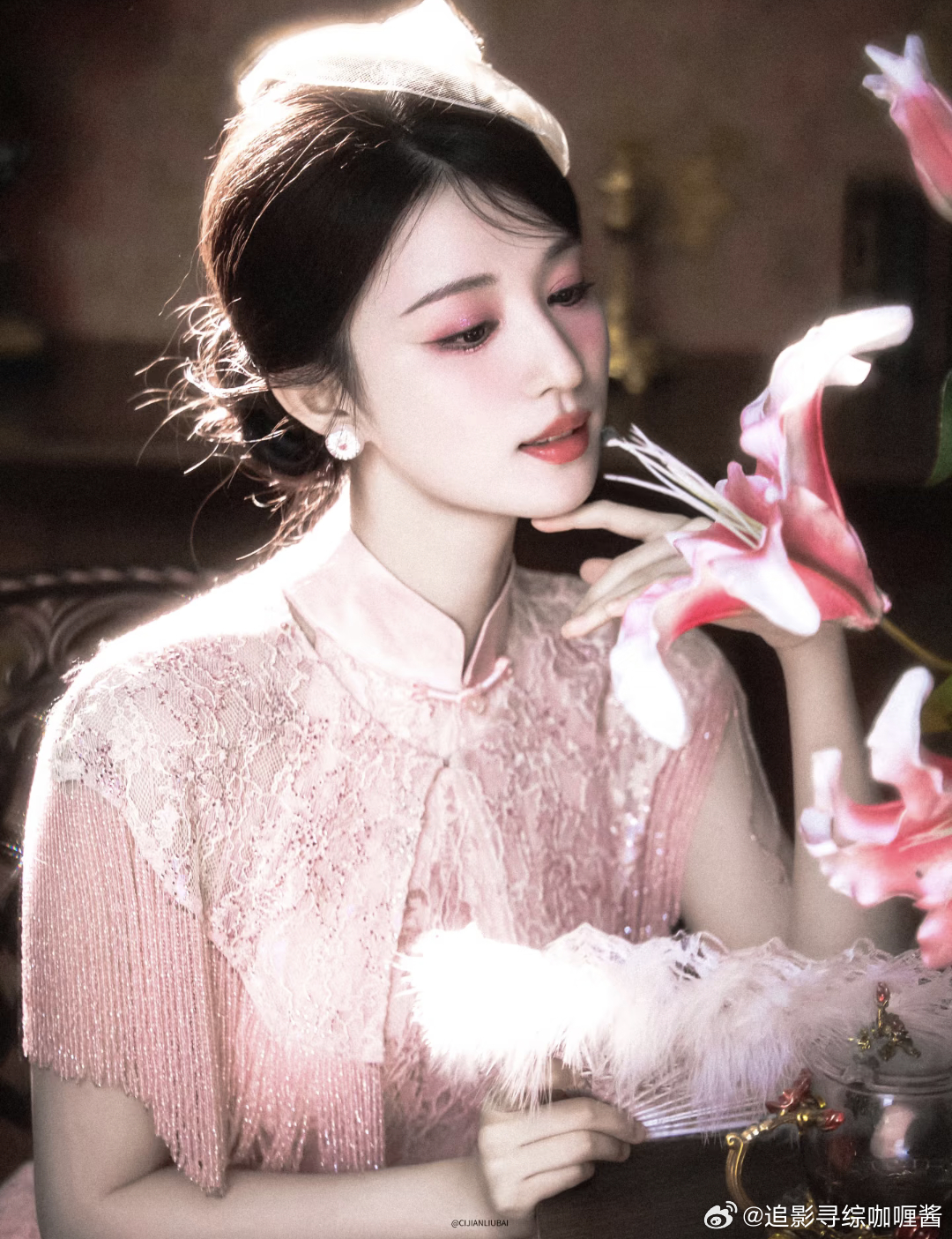 王楚然船王的女儿王船王楚然天选方牧兰这一秒过火方牧兰这个身份在海外的设定就是船王