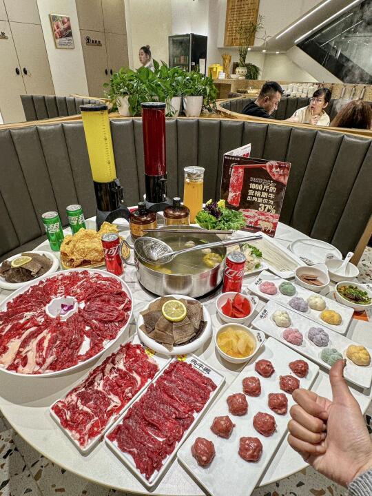 在沈阳！这家潮汕牛肉火锅店吃肉喝汤撑到爆!
