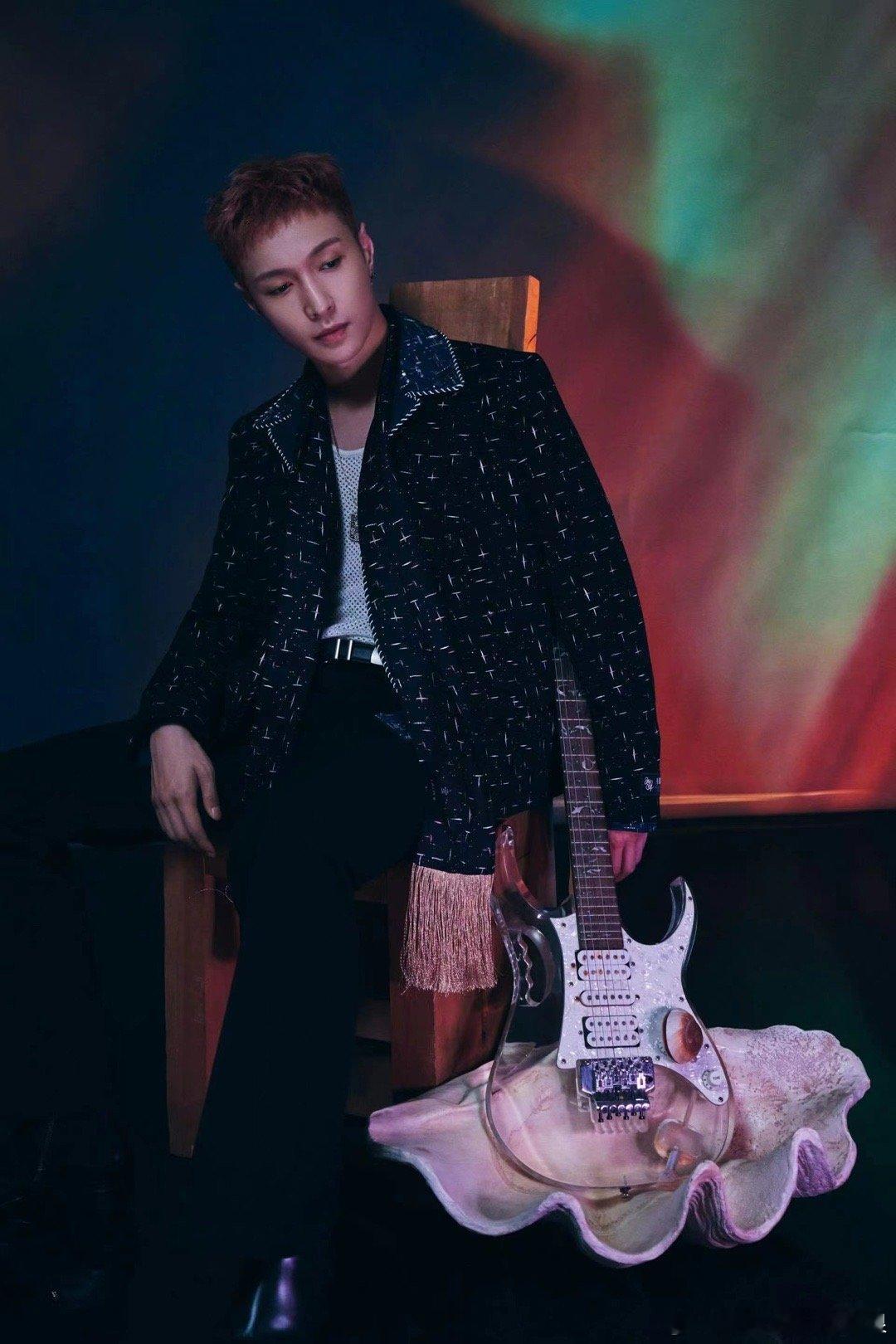 #张艺兴赤诚之心##张艺兴踏足音乐之旅#张艺兴踏足音乐之旅，赤诚之心，[太开心]