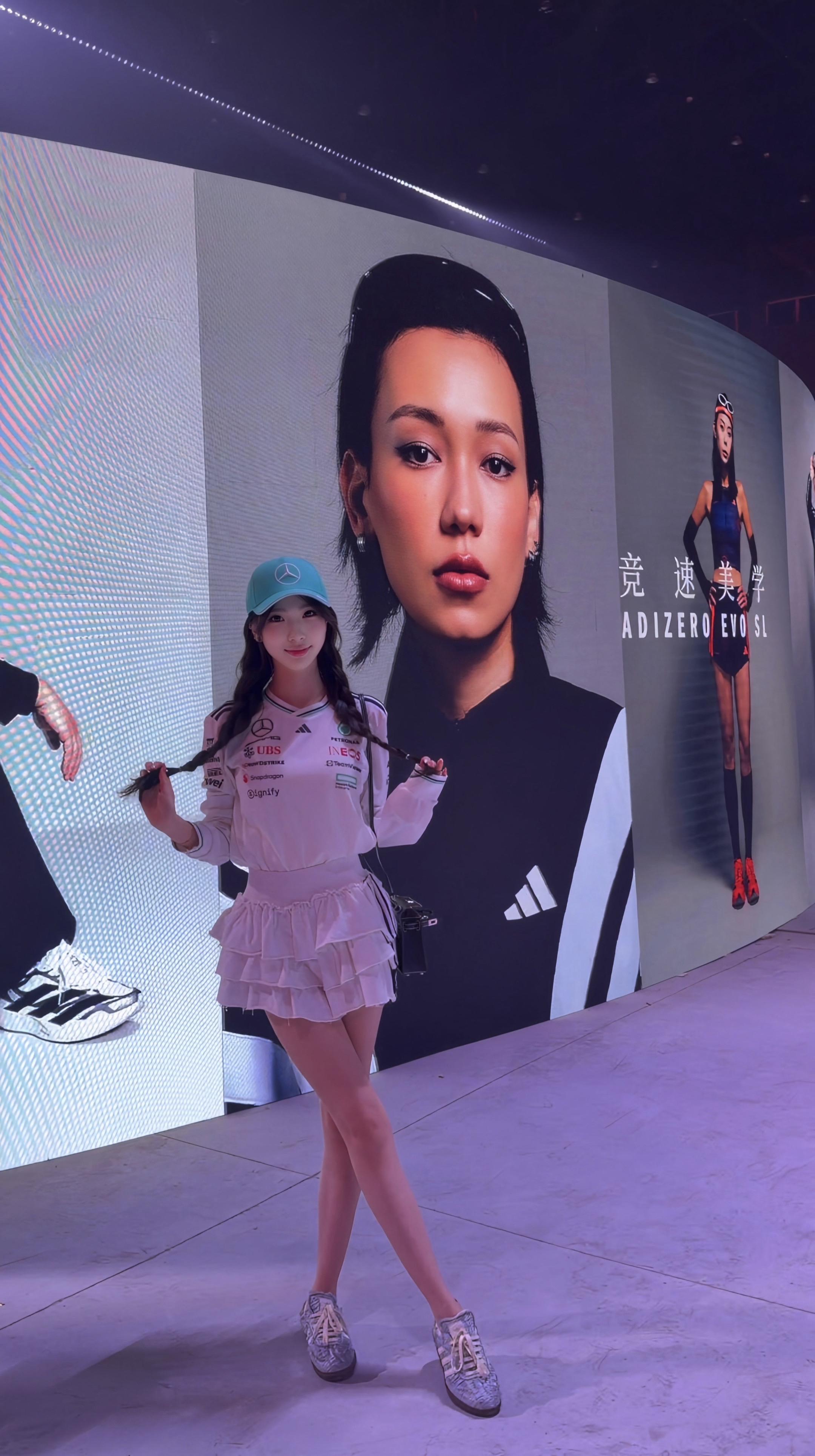 皇帝 您的臣民来了