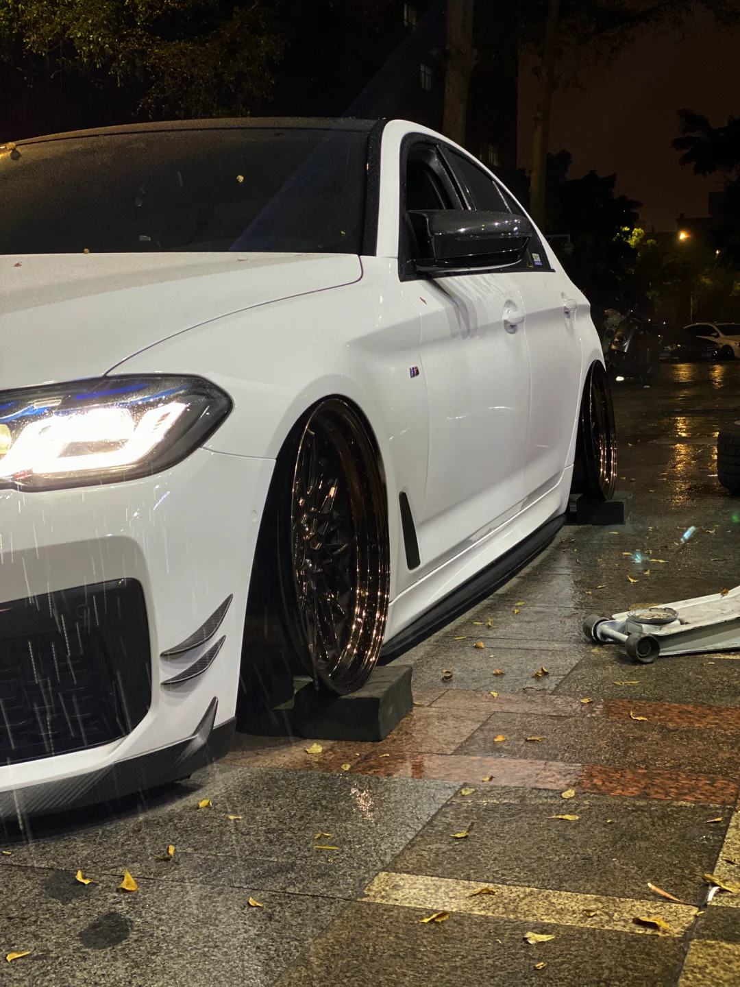 听说每个玩车佬都有齐边强迫症。