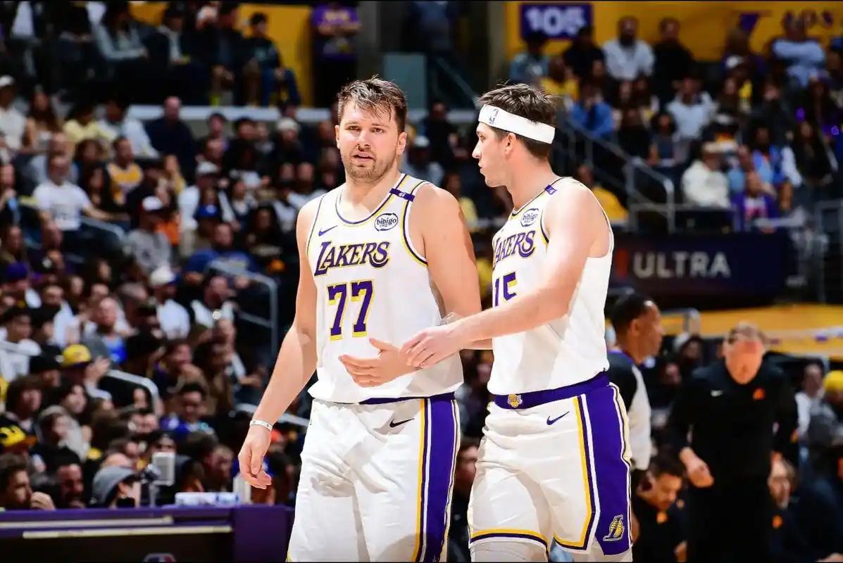 湖人现在的状况，雷迪克难辞其咎！

明知道东契奇上半场拉伤的情况下，下半场依旧允