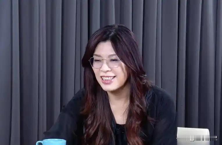 国民党今天召开“全代会”，郑丽文正式就任党主席
今天国民党召开“全代会”，郑丽文