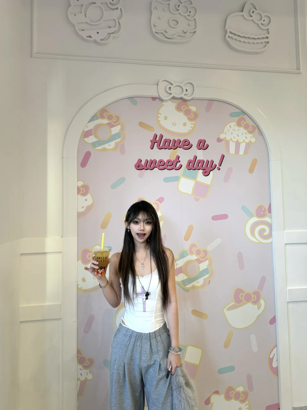 尔湾居然也有Hellokitty cafe  ๑•͈ᴗ•͈ ♡