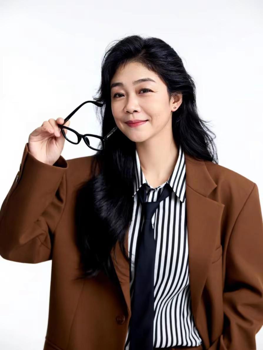 今日分享。AI高级时尚大片