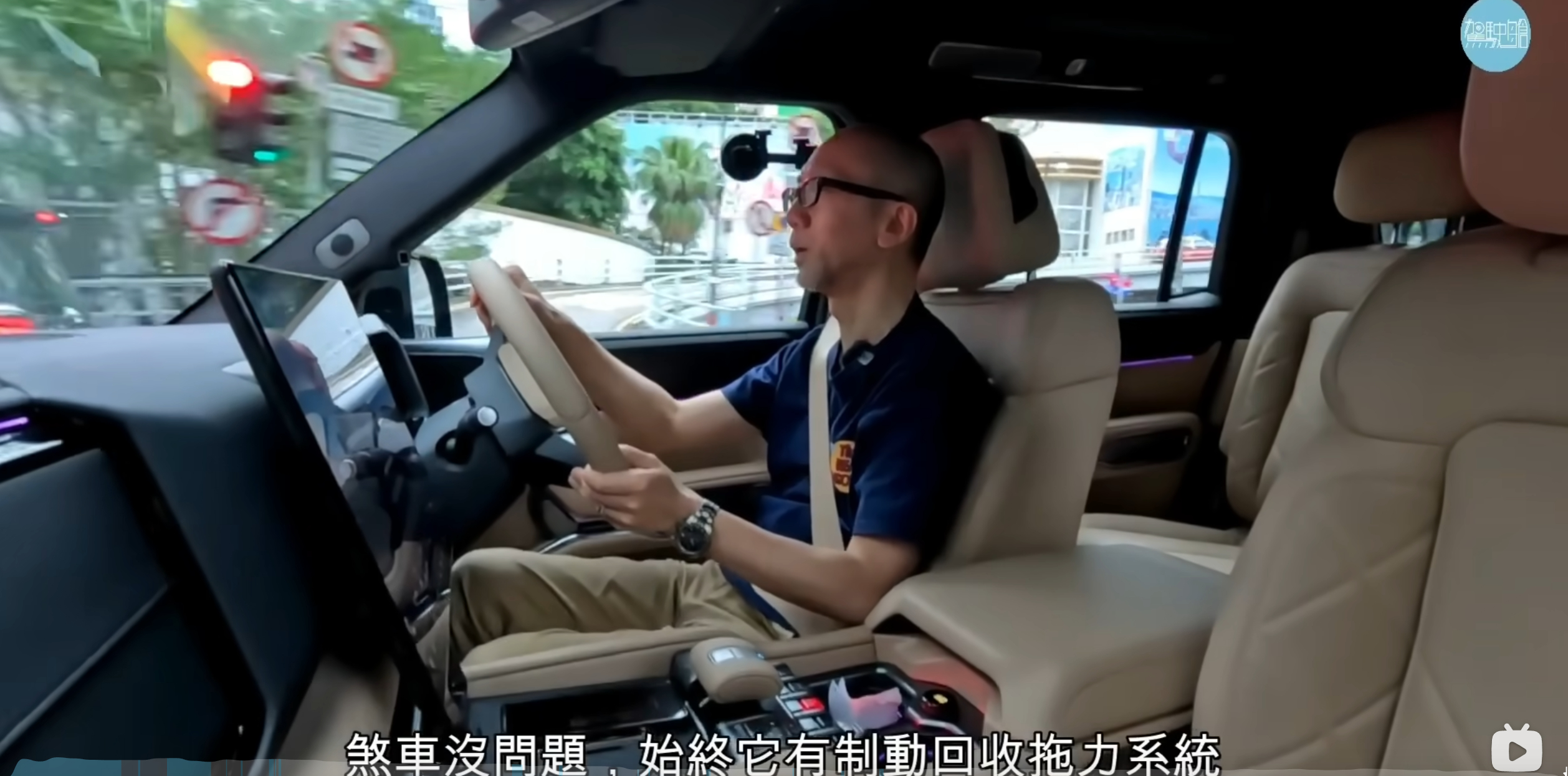 有老铁问我：“咱们中国香港地区有什么知名、专业的车评人内容可以去看看啊?”这问题