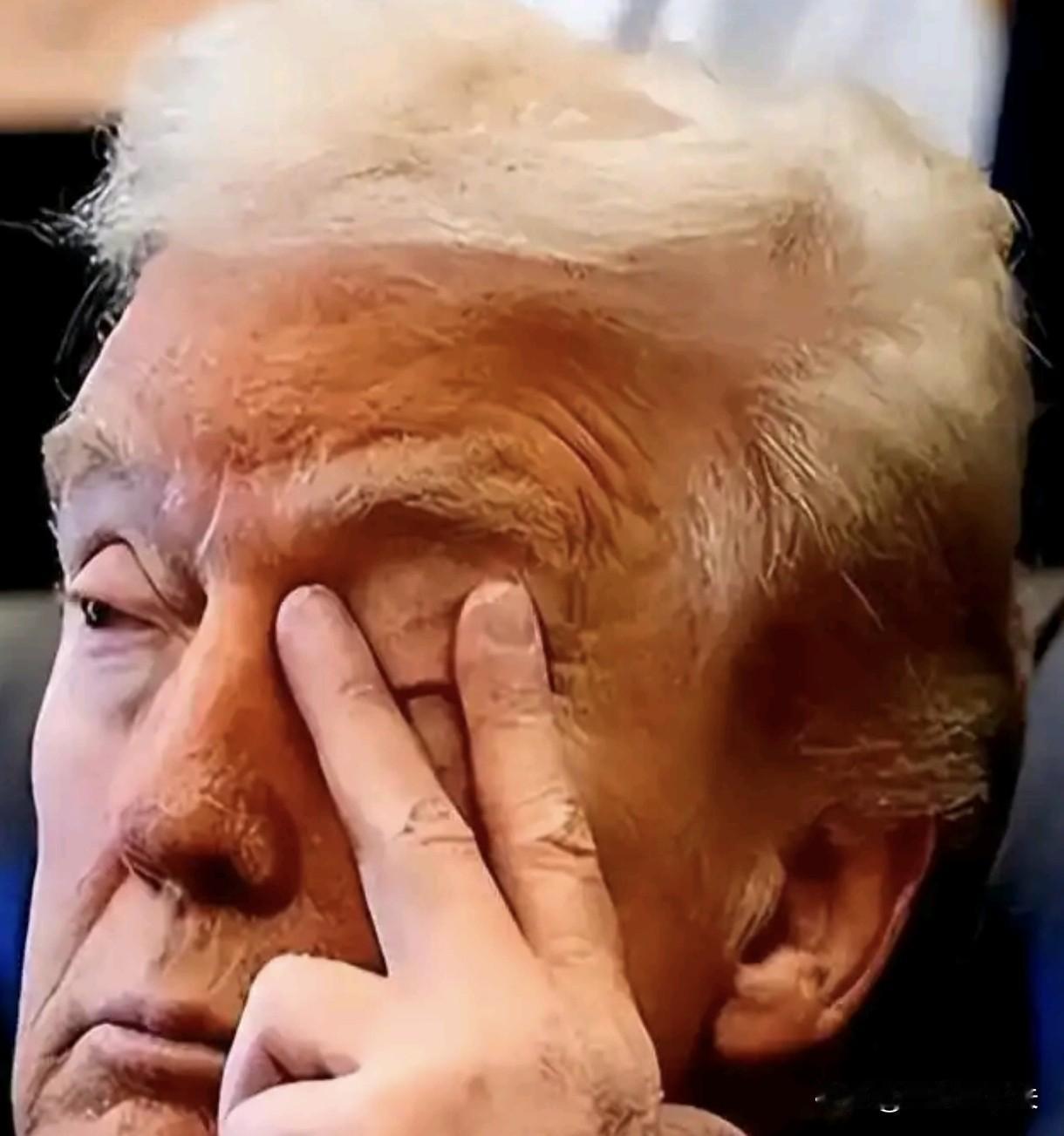 有关特朗普身体健康正反
    两方截然不同的评估
       美国总统特朗普