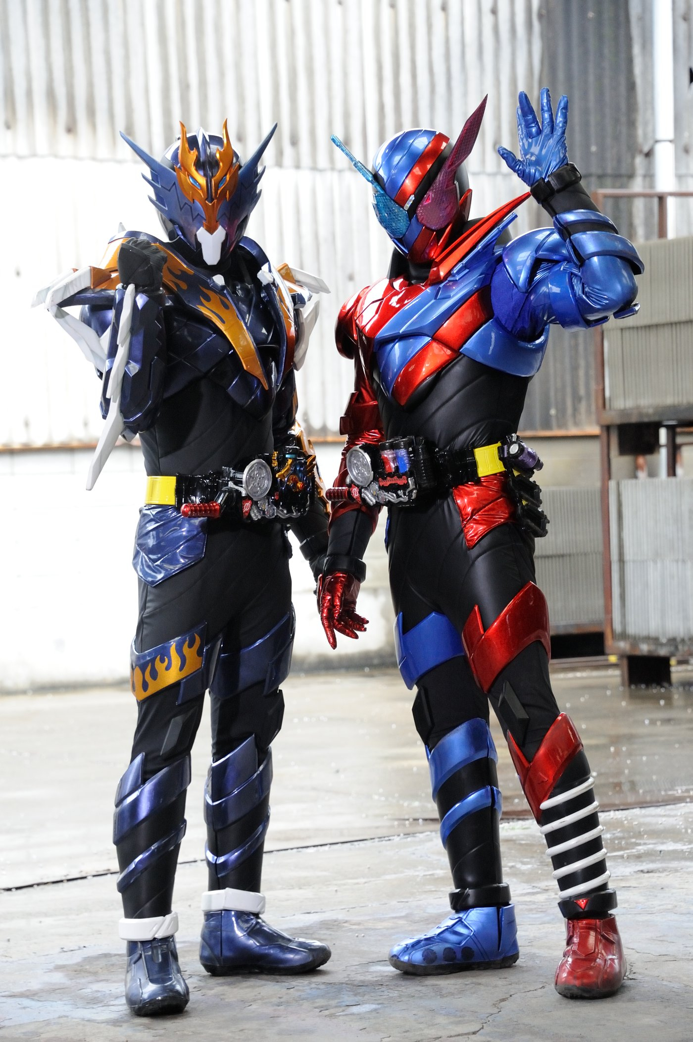 假面骑士 Boss: not everything is a two perso