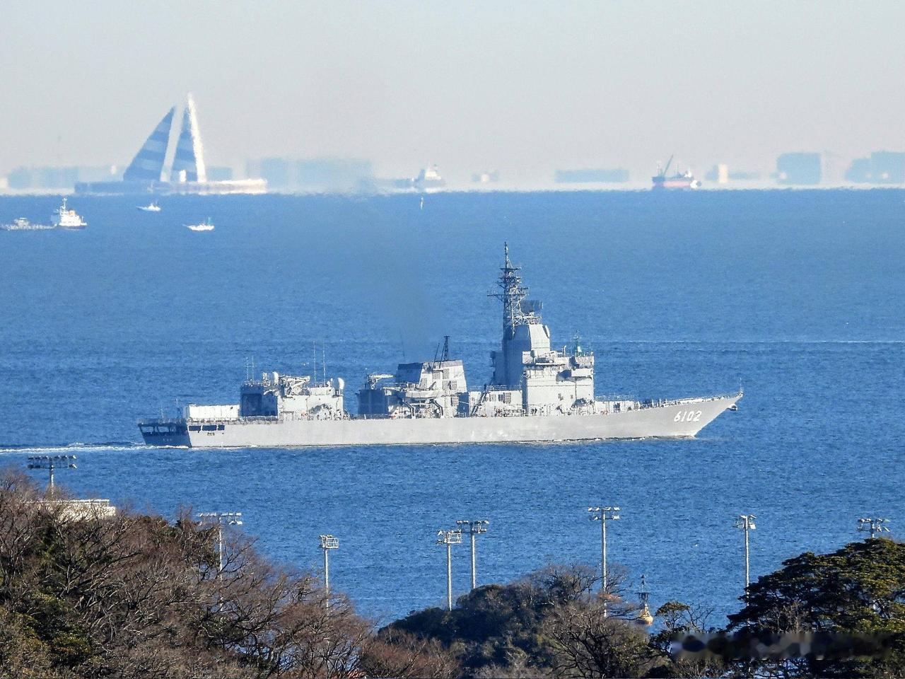 🇯🇵日本海军试验舰“飞鸟”号（ASE-6102）于2026年2月9日离开横须