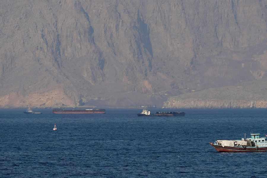 今天在霍尔木兹海峡遭到枪击的两艘印度籍船只中，有一艘已被确认为“桑马尔先驱号”。