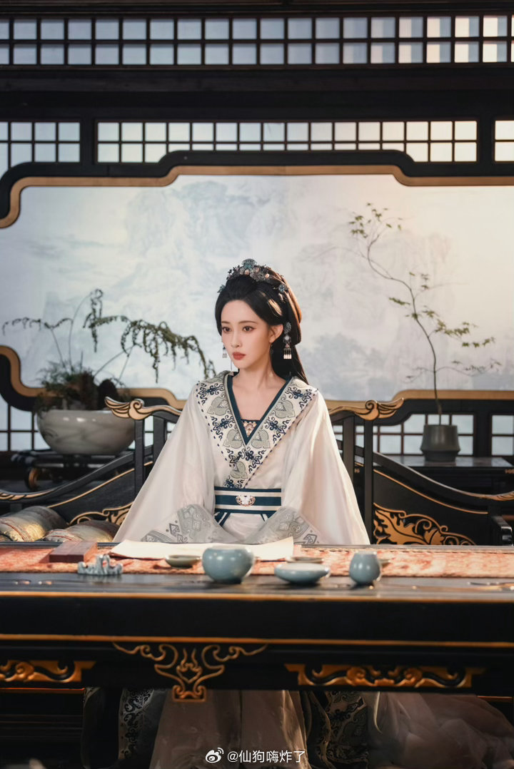 百花杀孟子义为何与爆改饺子型人格这集沈汐和人设直接出圈，心动太子之后灵动俏皮，大