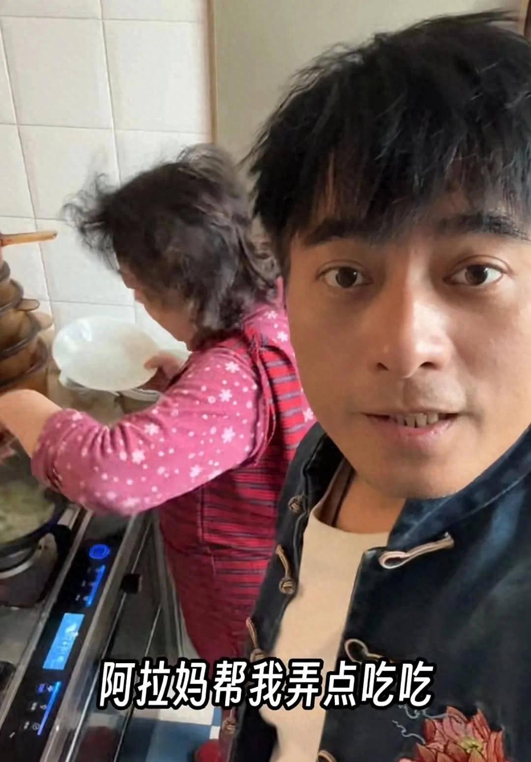 原来所有的父母都一样，不管在山西还是在上海。

全国各地都很热，上海演员陈龙突击