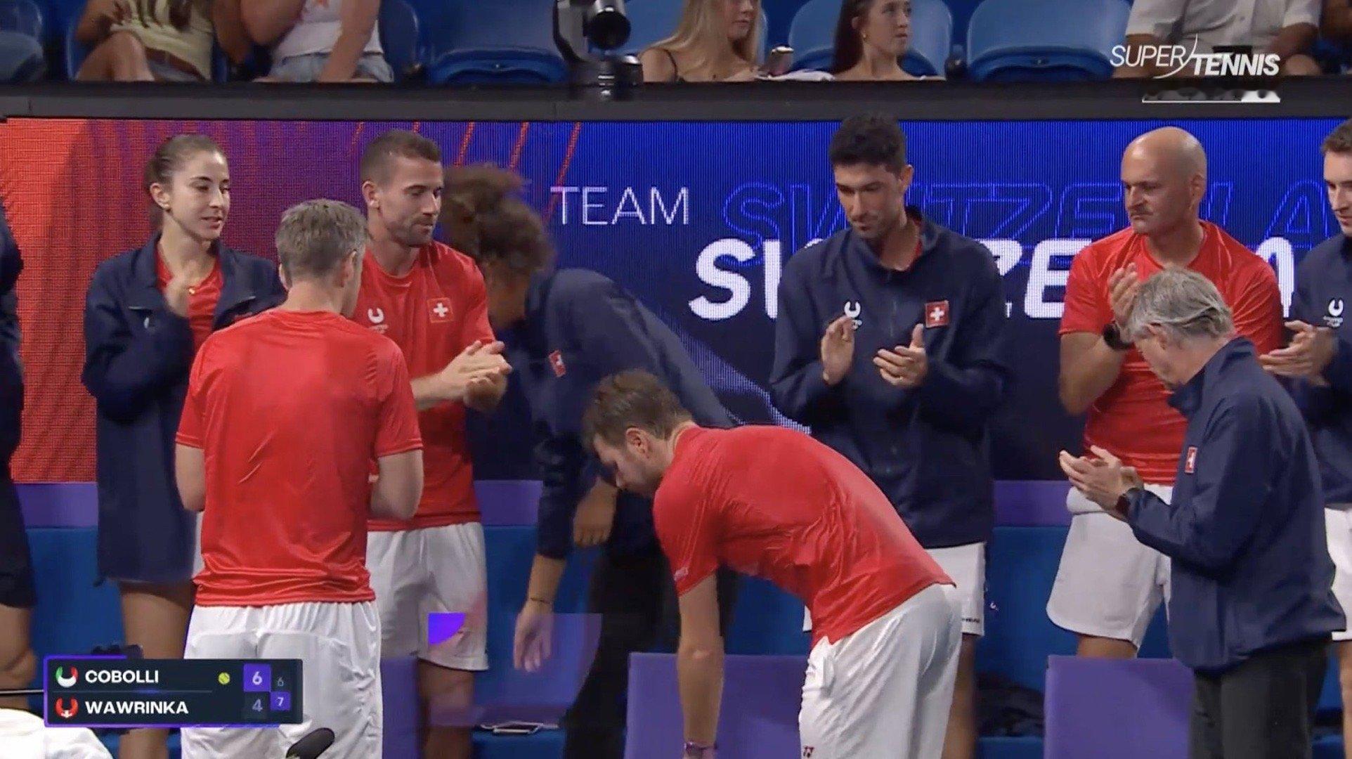 瓦林卡第二盘抢七险胜科博利，把比赛拖入决胜盘。Stan 真的太顽强了！